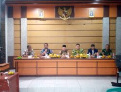 PJ. Bupati H. Dani Ramdan Bersama Kadisperkimtan Kab.Bekasi Monitoring Pembangunan SPALD-S Desa Jejalenjaya Dan PJUL Desa Karang Satria Tambun Utara