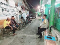 Bhabinkamtibmas Polres Metro Jakarta Utara Sambangi Warga Berikan Himbauan Terkait Kamtibmas di Wilayah Jakarta Utara