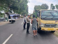 Satlantas Polres Kediri Bersama Dinas Perhubungan dan Subdenpom Kediri Lakukan Penindakan Kendaraan Over Dimensi dan Over Loading