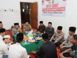 Kapolres Metro Jakarta Utara dalam Rangka Jumat Curhat dan Jumat Keliling di Kelapa Gading