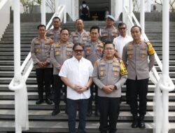 Minggu Kasih Kapolres Metro Jakarta Utara Monitoring dan Pengamanan di Gereja Katolik Regina Caeli
