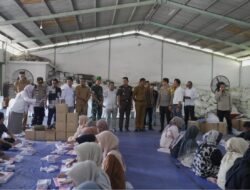 Kapolres Pidie Kunjungi Gudang Logistik KIP Pidie, Pastikan Peliputan Surat Suara Berjalan Lancar