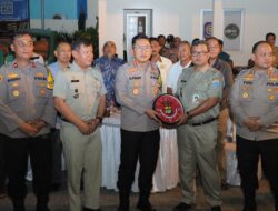 Kapolres Metro Jakarta Utara Ngopi Kamtibmas di Kantor Kelurahan Lagoa