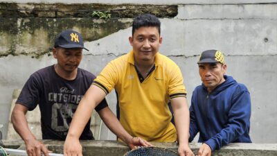 FajarPaper Perkuat Komitmen Keberlanjutan Melalui Program Budidaya Berbasis Ekonomi Sirkular di Kab. Bekasi