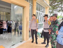 Kapolres Pidie pantau rekapitulasi suara Pilkada di PPK