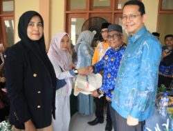 Buka Pelatihan di UPT-IKM Alue Bili, Dekranasda Aceh Utara Dorong Produksi Batik Lokal