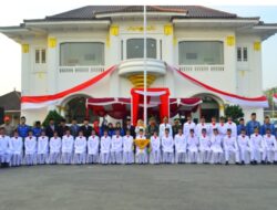 Pemerintah Kecamatan Tambun Selatan Laksanakan Upacara Penurunan Bendera Merah Putih