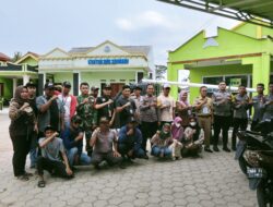 Ketua PPS Naim Wijaya Kemudikan Langsung Pendistribusian Logistik Tiap-tiap TPS Di Desa Srimahi