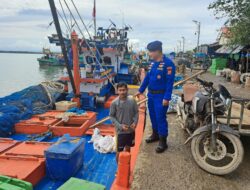 Sat Pol Airud Polres Lhokseumawe Lakukan Patroli di PPI Pusong, Jaga Keamanan Nelayan