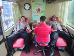 Polisi Ikut Donor Darah Peringati Hari Bakti Imigrasi ke-75 di Lhokseumawe