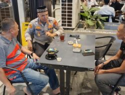 Kapolres Melawi Buka Puasa Bersama Dandenpom XII/1 Stg