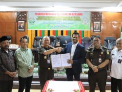 Wali Kota Lhokseumawe Hadiri Penandatanganan MoU Antara Kejaksaan Negeri dan DPRK Lhokseumawe