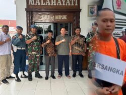 Dijumpai Haji Uma di Tahanan Denpomal Lhokseumawe, Tersangka Pembunuhan Sales Mobil Menangis