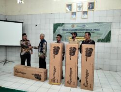Cegah Penyebaran Kasus DBD, Kades Asmawi Salurkan Alat Fogging Di Empat Dusun Desa Muarabakti