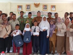 BAZNAS Kabupaten Bekasi Salurkan Bantuan Pendidikan Untuk 90 Siswa Di Kecamatan Babelan