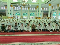 Bupati Ayahwa Hadiri Peusijuek 423 Jamaah Calhaj 2025