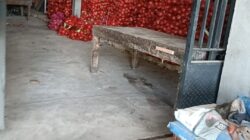 Barang Ilegal Asal Malaysia Ditemukan di Gudang Milik Bos J di Desa Bani Amas