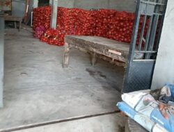 Barang Ilegal Asal Malaysia Ditemukan di Gudang Milik Bos J di Desa Bani Amas