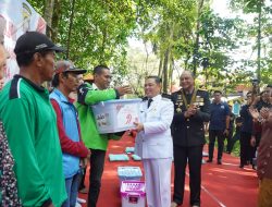 Kapolda Kalbar Gelar Syukuran HUT Bhayangkara ke-79 Bersama Ojol dan Pekerja PHL di Taman Sylva Untan dan 9 Titik lainnya