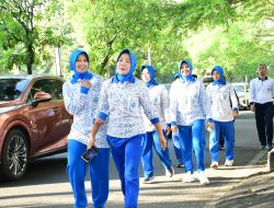 Jalin Silaturahmi dan Kebersamaan, Serta Menjaga Kesehatan dan Kebugaran, Keluarga Besar Lanal Bandung Gelar Olahraga Bersama