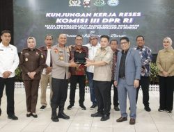 Komisi III DPR RI Reses Kunjungi Polda Kalbar, Soroti PETI, TPPO, dan Penyelundupan di Perbatasan