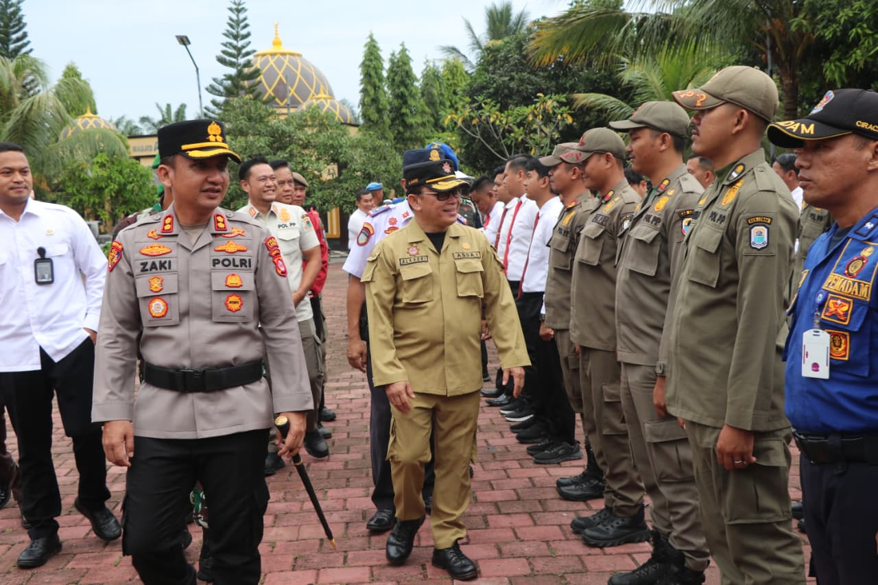 Kapolres Lebak Pimpin Apel Kesiapan Tanggap Darurat Bencana Hidrometeorologi Secara Serentak