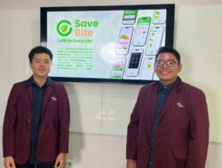 Dua Inovasi Berbasis Sustainability Mahasiswa School of Information Systems Raih 2 Juara di INVOFEST 2025