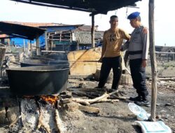 Antisipasi Gangguan Kamtibmas Sat Pol Airud Polres Lhokseumawe Patroli di Pesisir Pantai