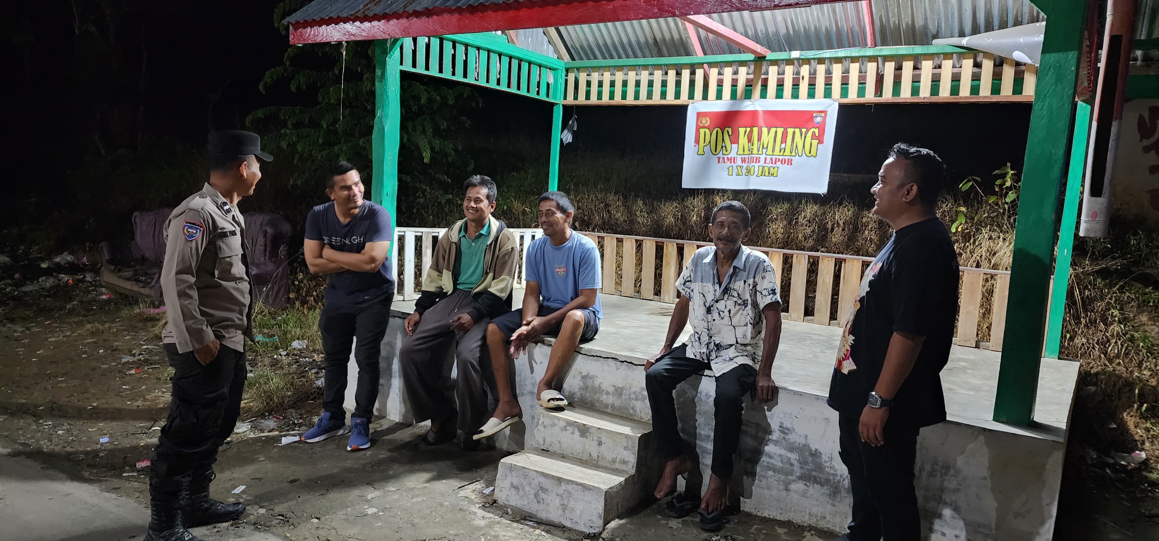 Patroli Malam dan Pengecekan Pos Kamling, Polsek Besitang Sasar Titik Rawan di Sejumlah Wilayah