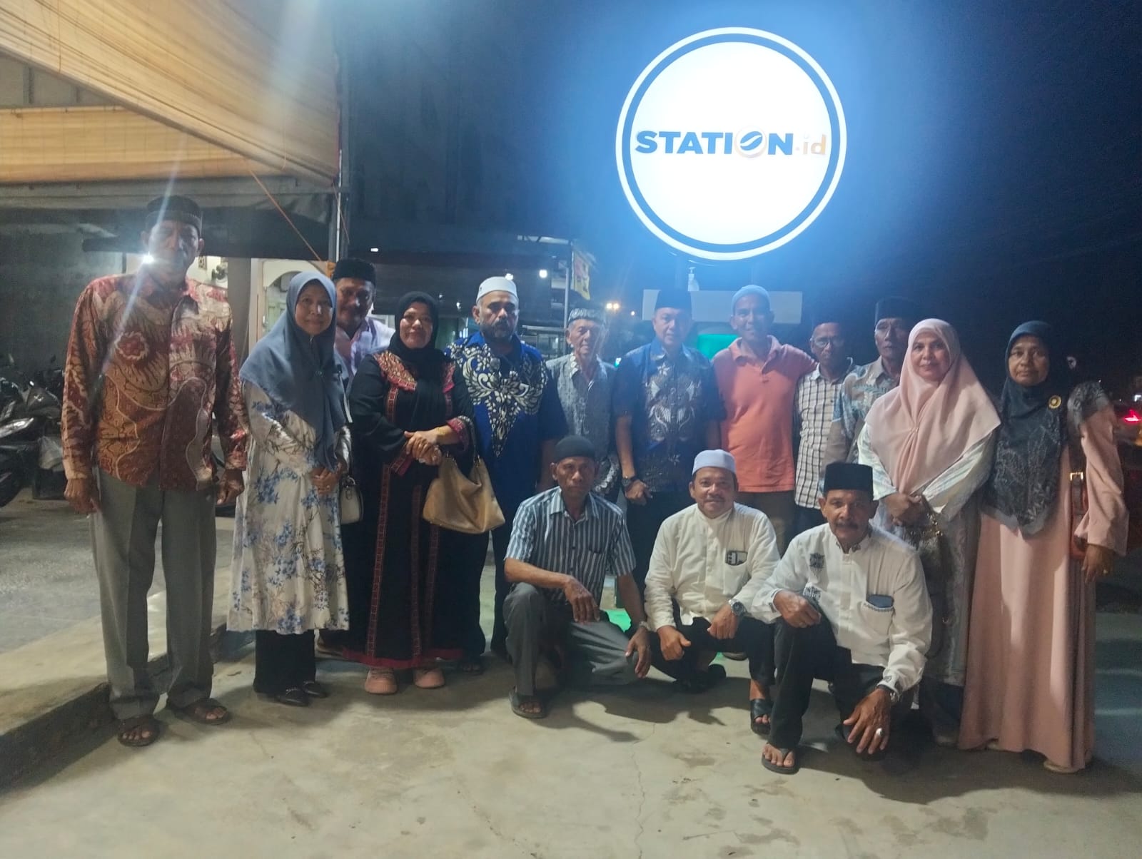 Suasana Haru, Buka Puasa Bersama Alumni Tahun 1982 SMPN 7 Cunda